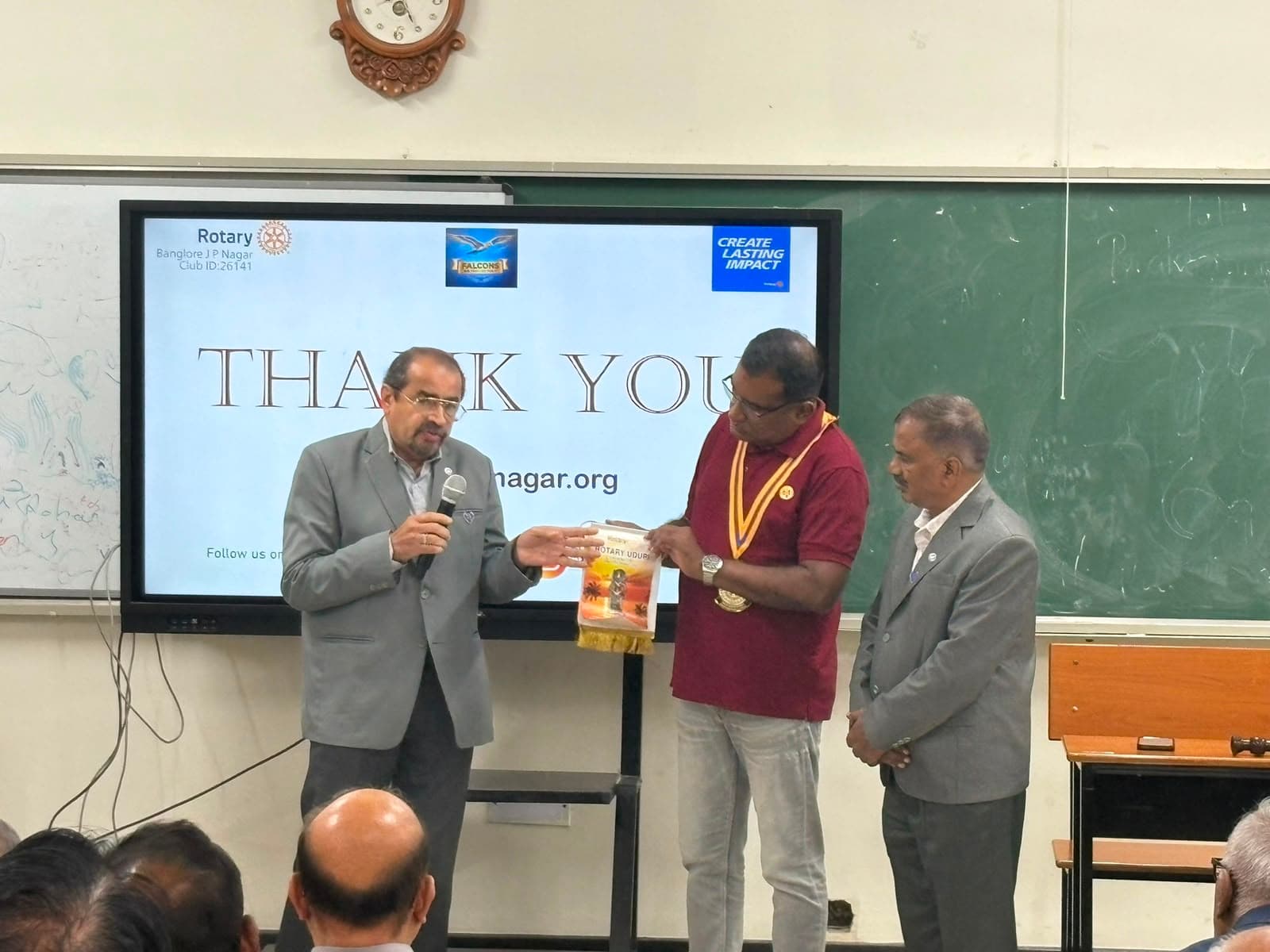 Flag exchange and Cultural Exchange